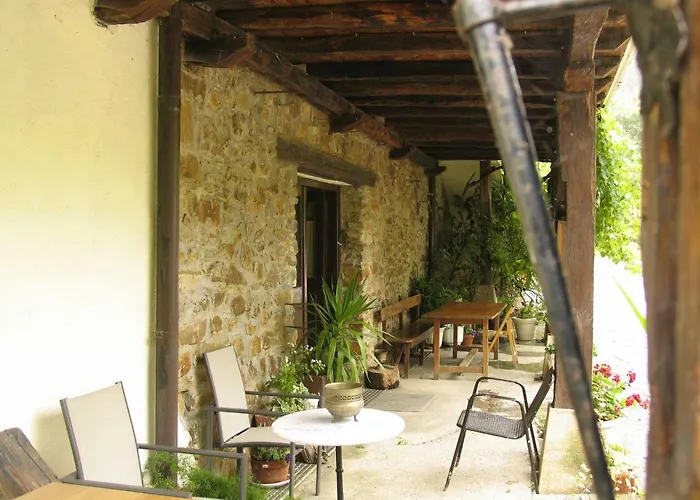 Casa rural Sidreria Txindurri Iturri *