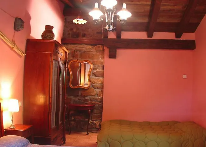 Casa rural Sidreria Txindurri Iturri *